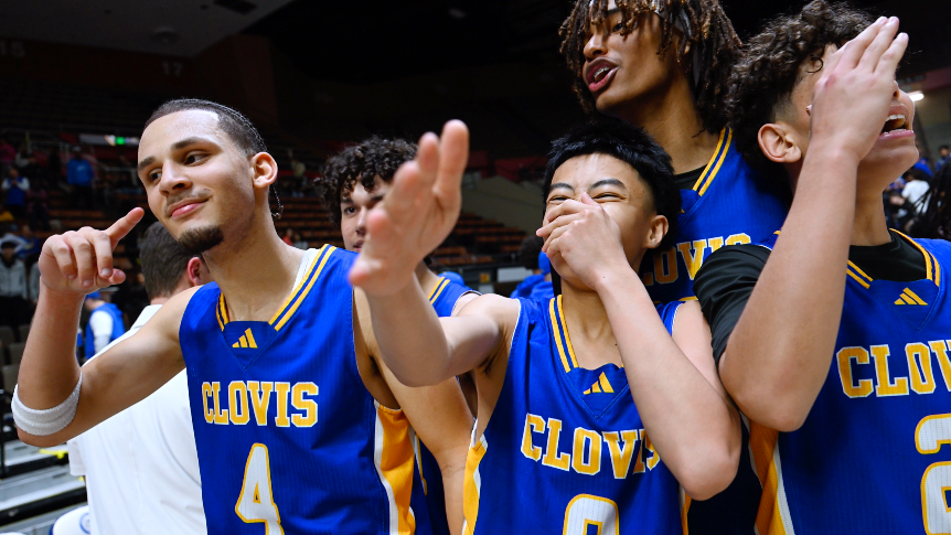 Watch the final moments as Clovis High wins DII basketball championship
