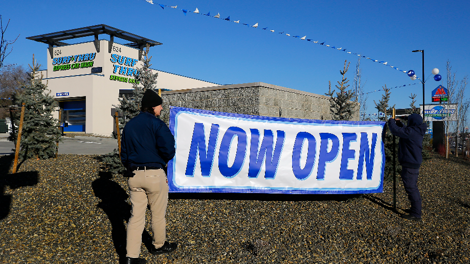 Inside Look: Tri-Cities' newest drive thru car wash opens for cleaning
