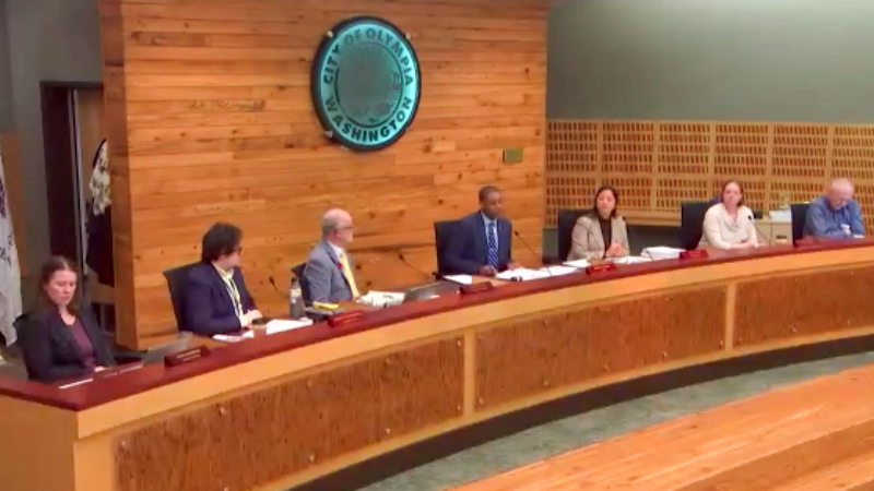 Olympia council takes steps to ‘push back’ against ICE activity