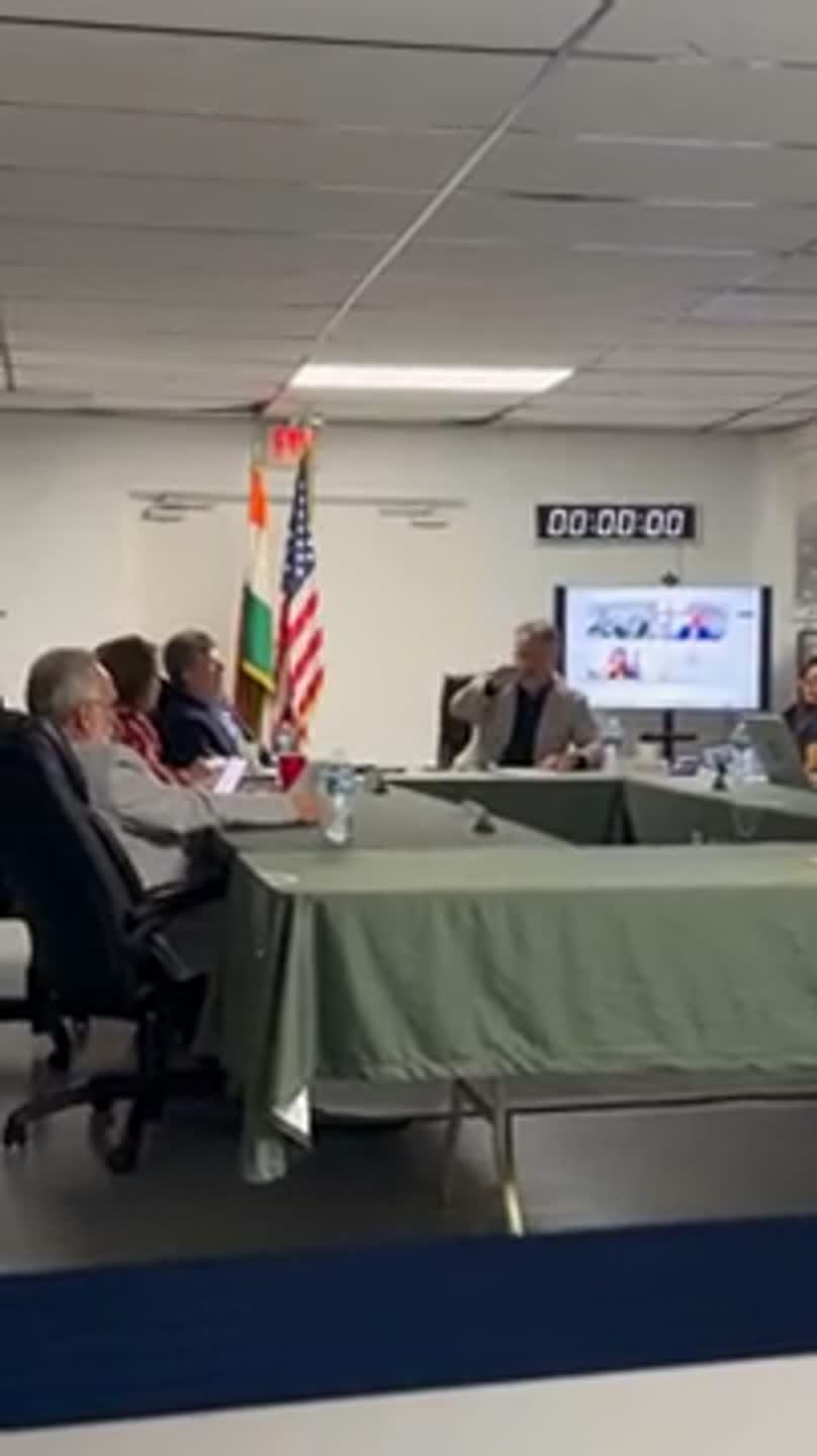 Heated meeting of the Bayfront Park Management Trust