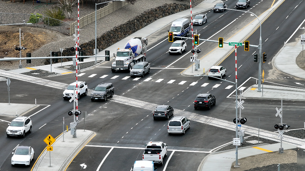 Realigned Steptoe intersection at Tapteal opens in Richland