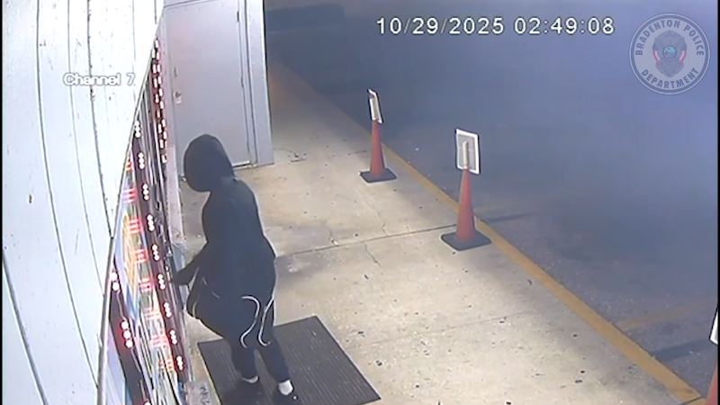 Bradenton police investigating burglary at Beer, Wine and Smoke