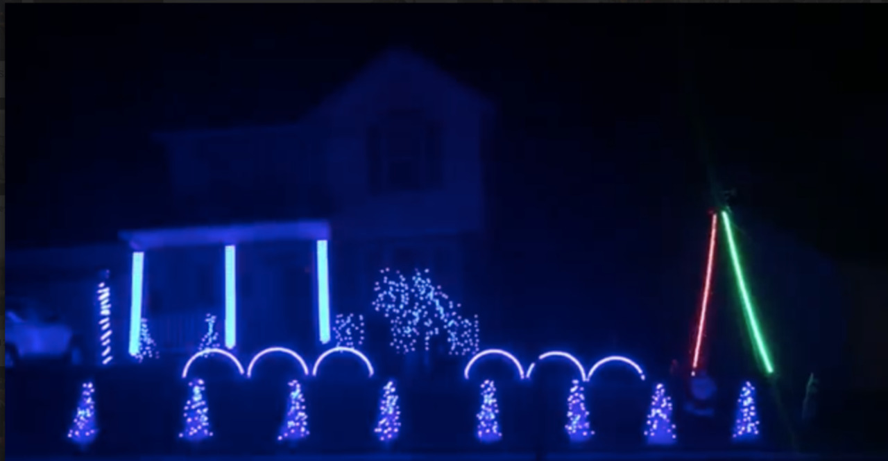 Video: Pennsylvania Christmas light display salutes 'Star Wars'