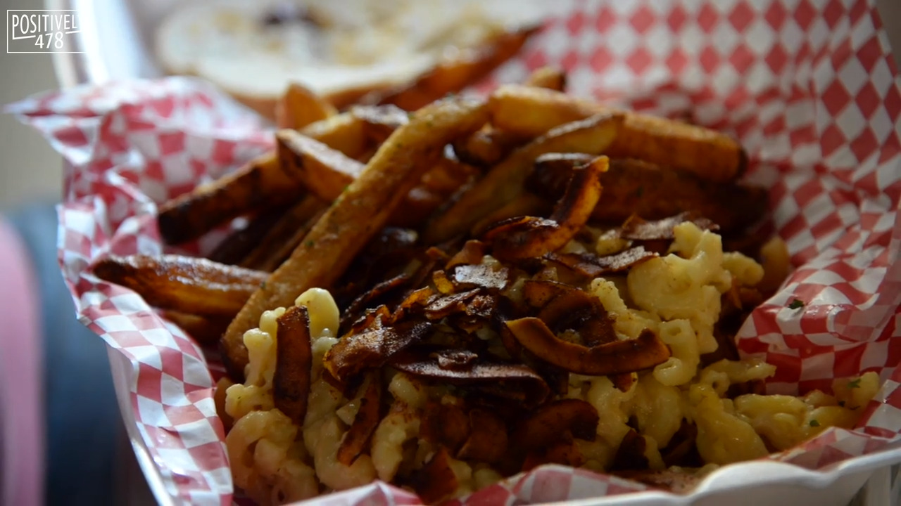 Burgers, bacon and chicken nuggets are all vegan at this Macon cafe