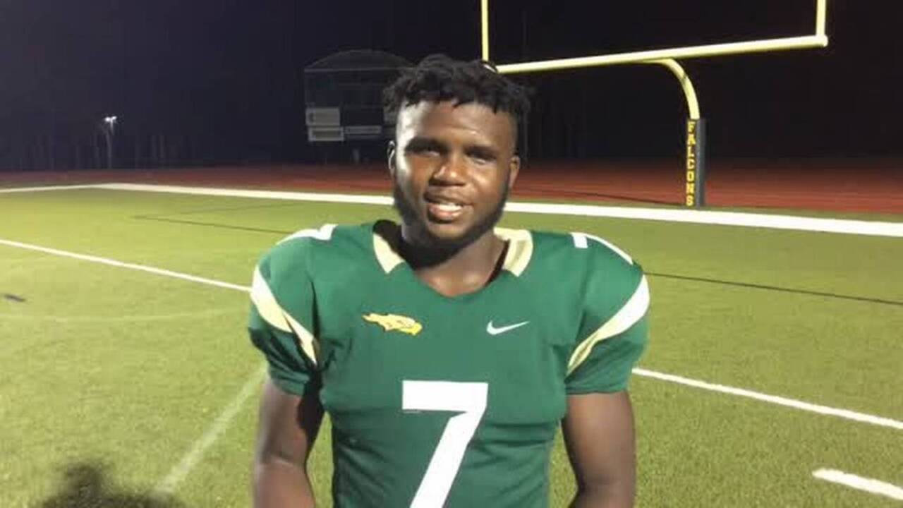 Saint Stephen’s Fred Billy gets 100th career TD in emotional senior night victory