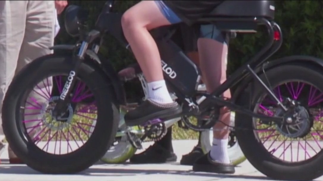 E-scooters are popular at college campuses. How can students stay safe?