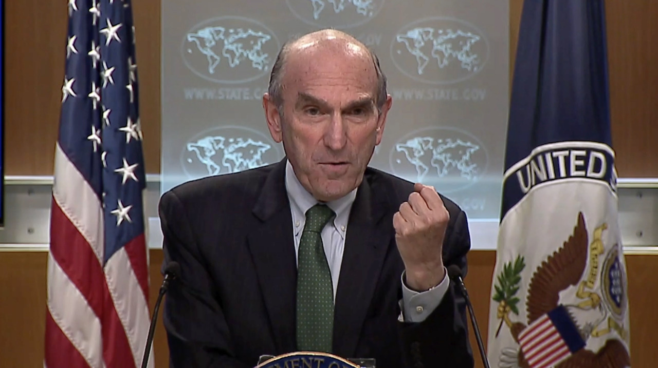 Diplomats, Washington skittish on Maduro’s downfall in Venezuela