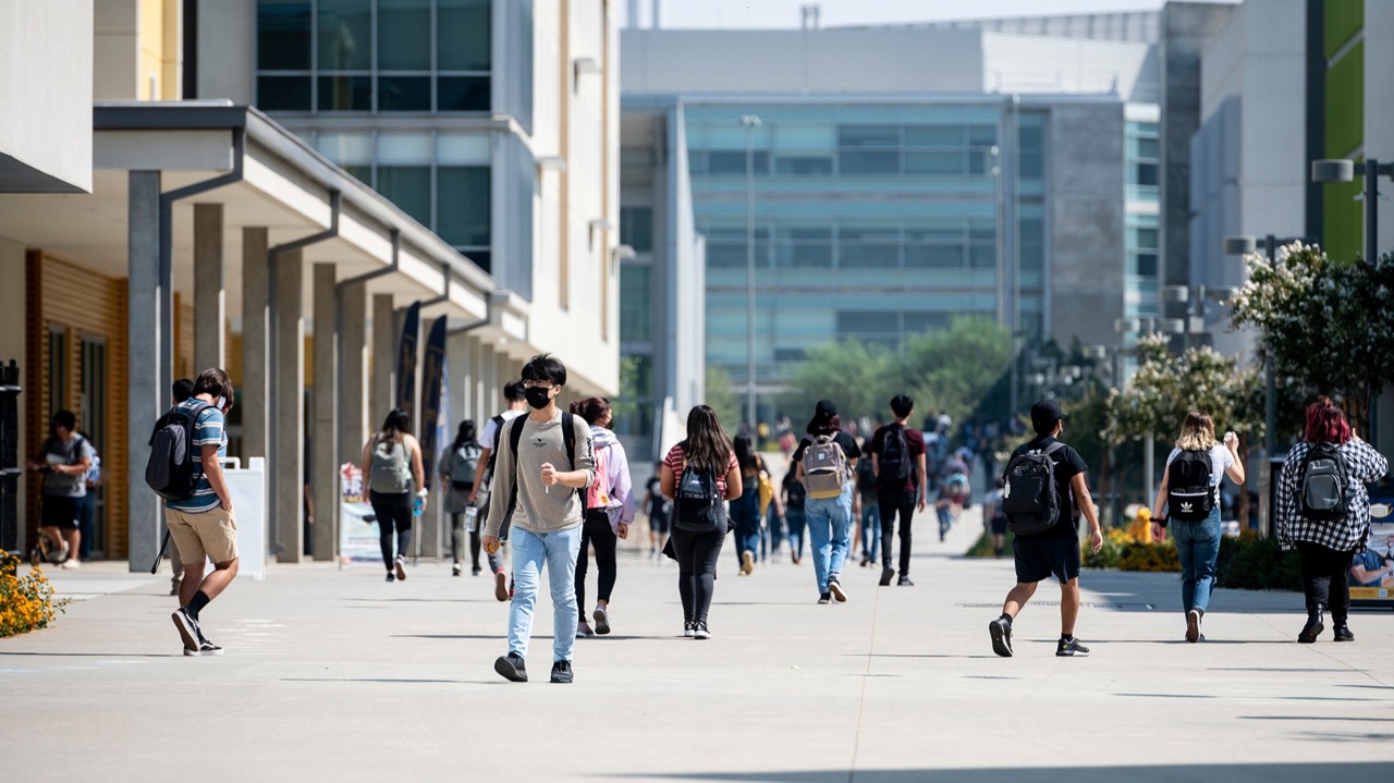 UC Merced reopens for in-person classes, following delay due to housing shortage