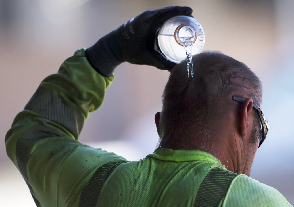 How to stay cool in extreme heat