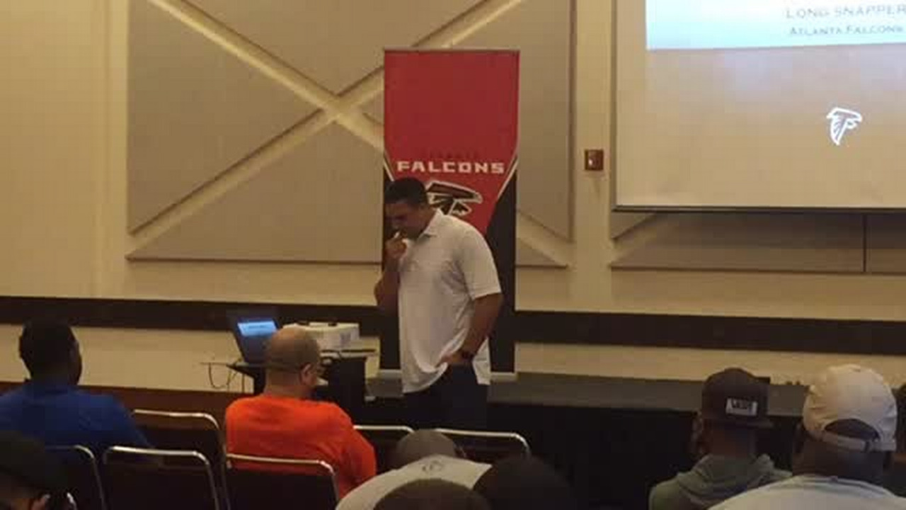 Atlanta Falcons conduct youth coaching clinic in Columbus