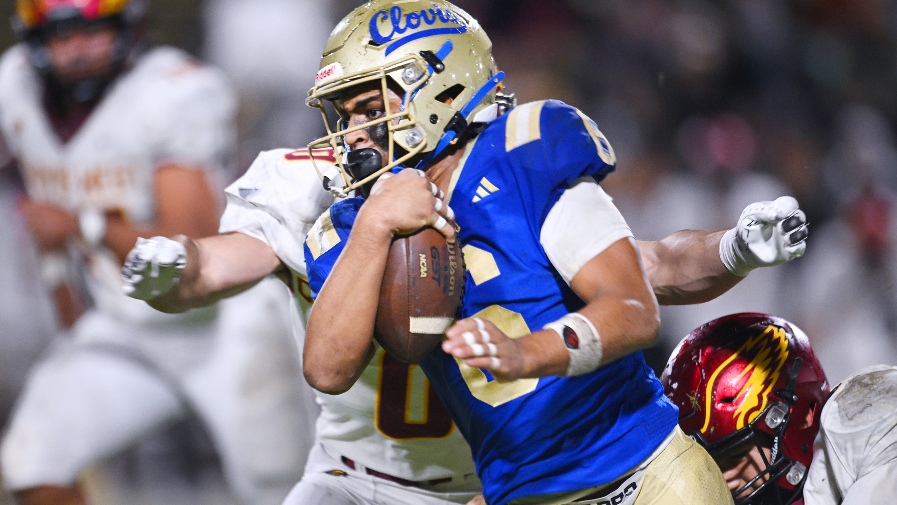 Central East keeps rolling, will face Clovis in Central Section football championship