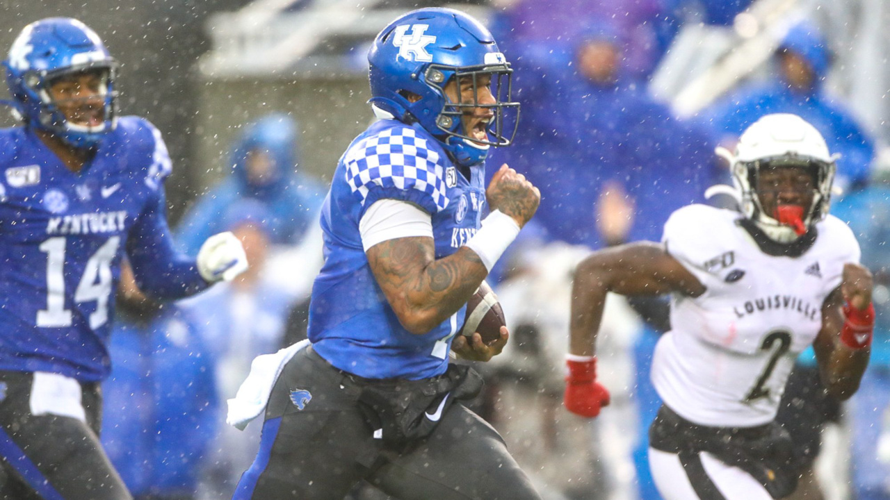 How did Kentucky football end up in the Belk Bowl?