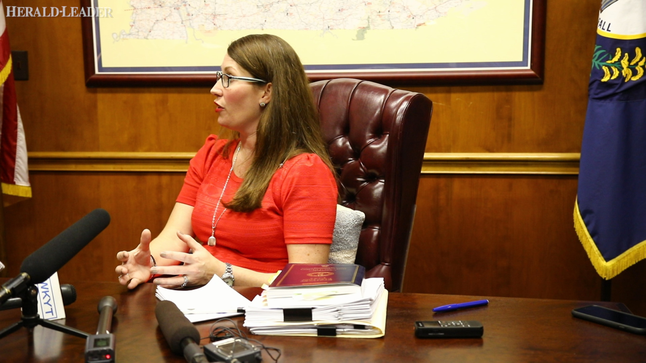 5 reasons Kentucky Secretary of State Alison Lundergan Grimes is being investigated