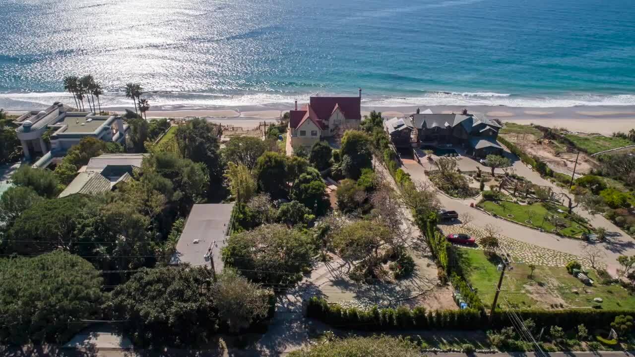 Fly over Malibu cliffside mansion of Anthony Hopkins that’s for sale at $11.5 million