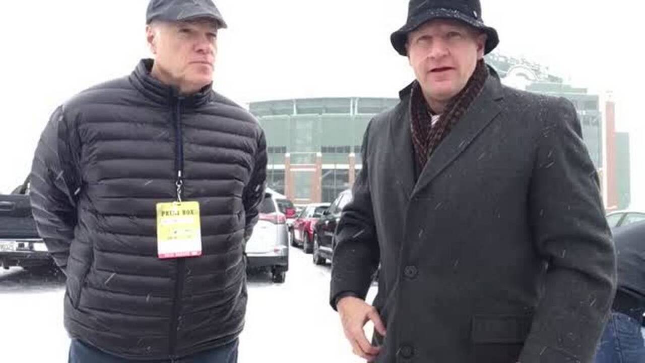 Gregg Bell, Dave Boling on scene at Lambeau before Seahawks at Packers