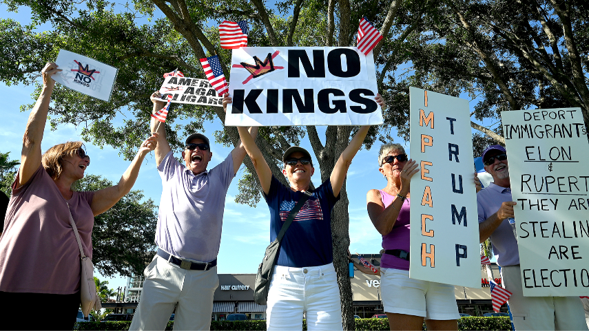Hundreds participate in Manatee-area 'No Kings' protest