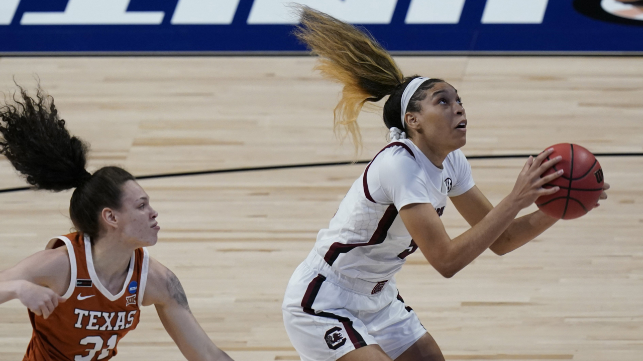South Carolina battles Texas in NCAA Elite Eight