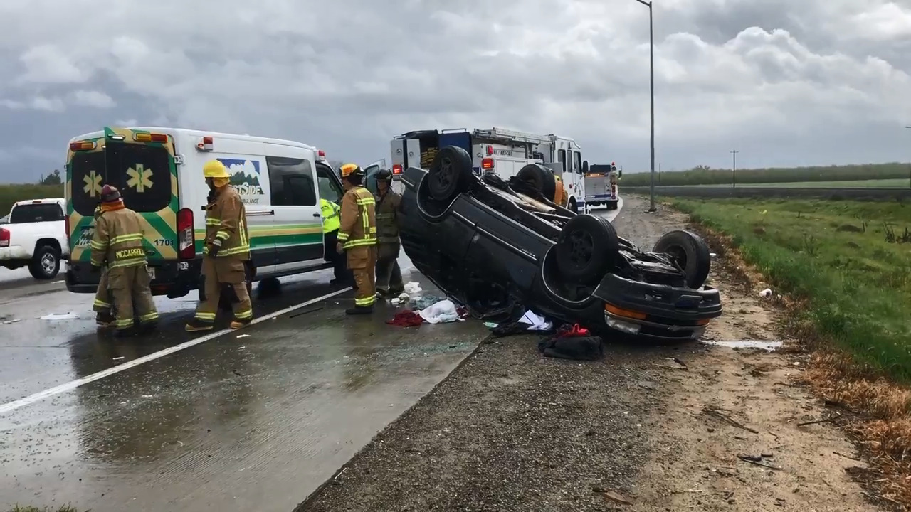 Turlock woman injured in rollover crash in Merced County