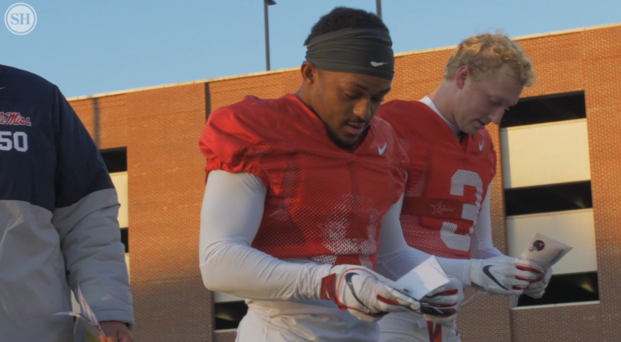 Coast Ole Miss walk-on delivering food to make ends meet awarded full scholarship