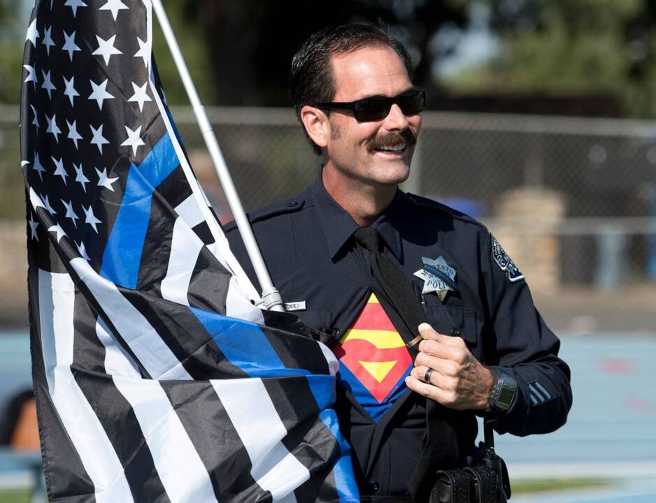 From 2016: Cops talk about running in full uniform