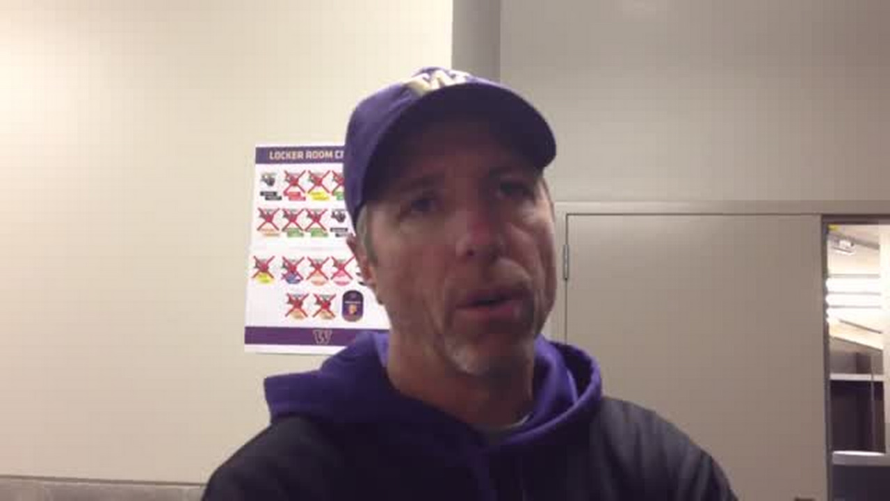 VIDEO: UW offensive line coach Chris Strausser