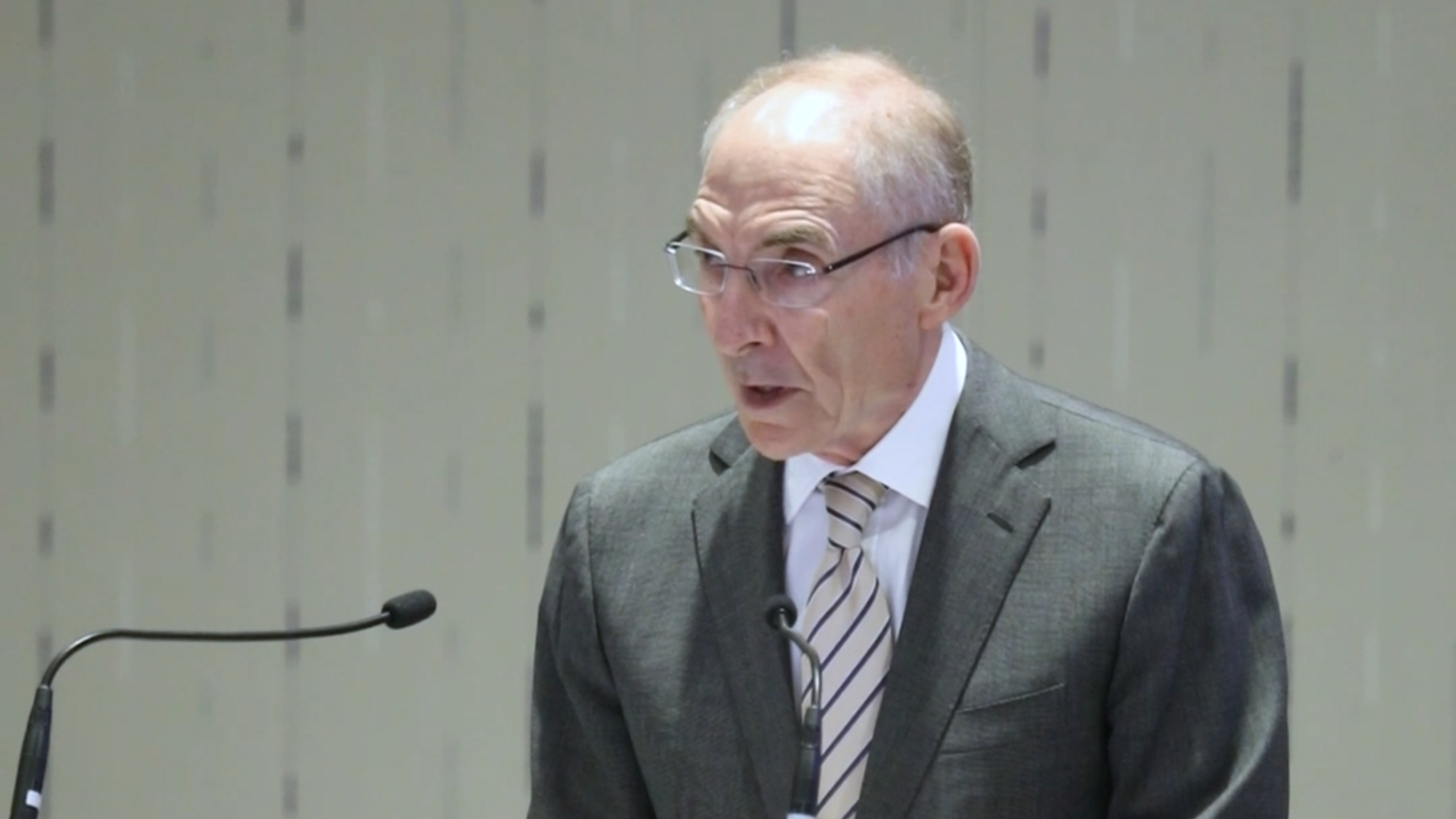 UK President Eli Capilouto defends federal judge appointed to college dean position