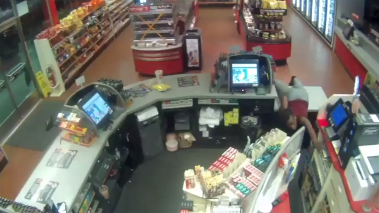 Dancing thief steals scratchers tickets from convenience store