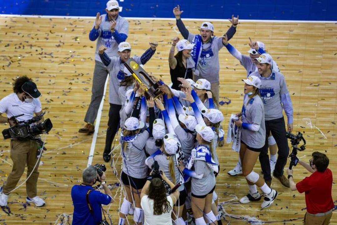 Kentucky volleyball enters 2021 as defending national champs | Lexington  Herald Leader