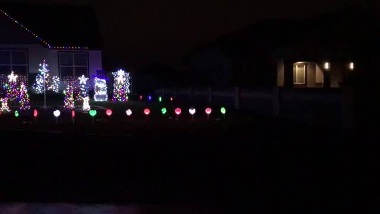 Christmas lights video 11228 Berman Rd
