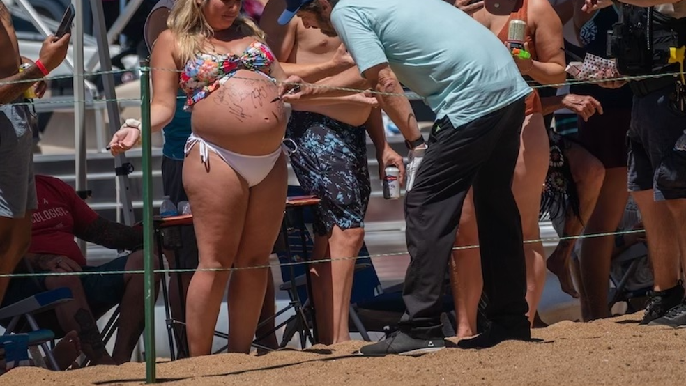 Steph Curry. Aaron Rodgers. Billie’s belly. See video from Tahoe celebrity golf event
