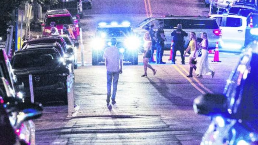 Charlotte football players urge city council to implement 9 p.m. daily curfew