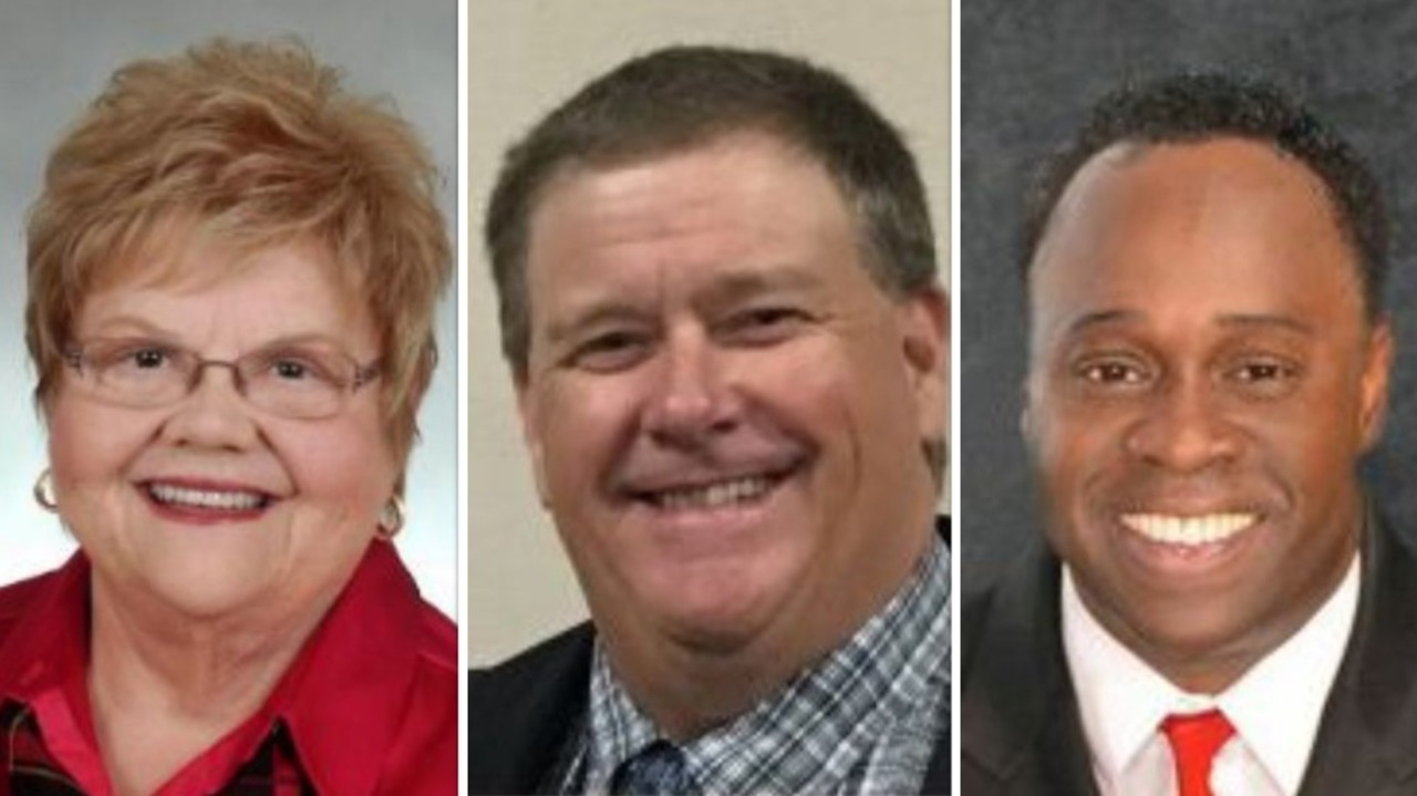 Palmetto mayor seeks fourth term. Two government veterans are challenging her 