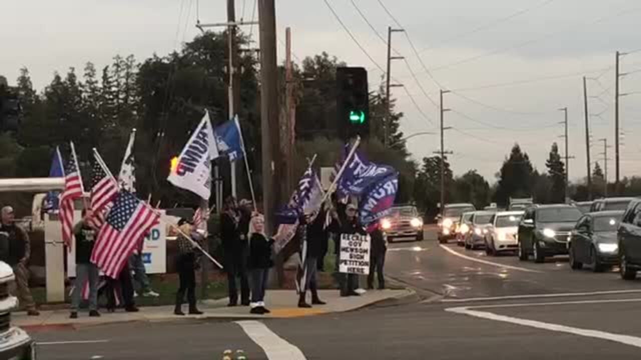 Impeachment backers, foes rally on busy Modesto street on eve of crucial vote