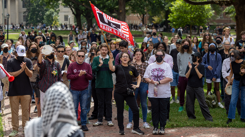 UNC students and faculty rally to show support for Dwayne Dixon