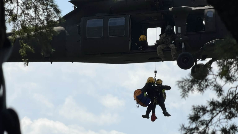 Dramatic video shows helicopter rescue operation in NC's Linville Gorge
