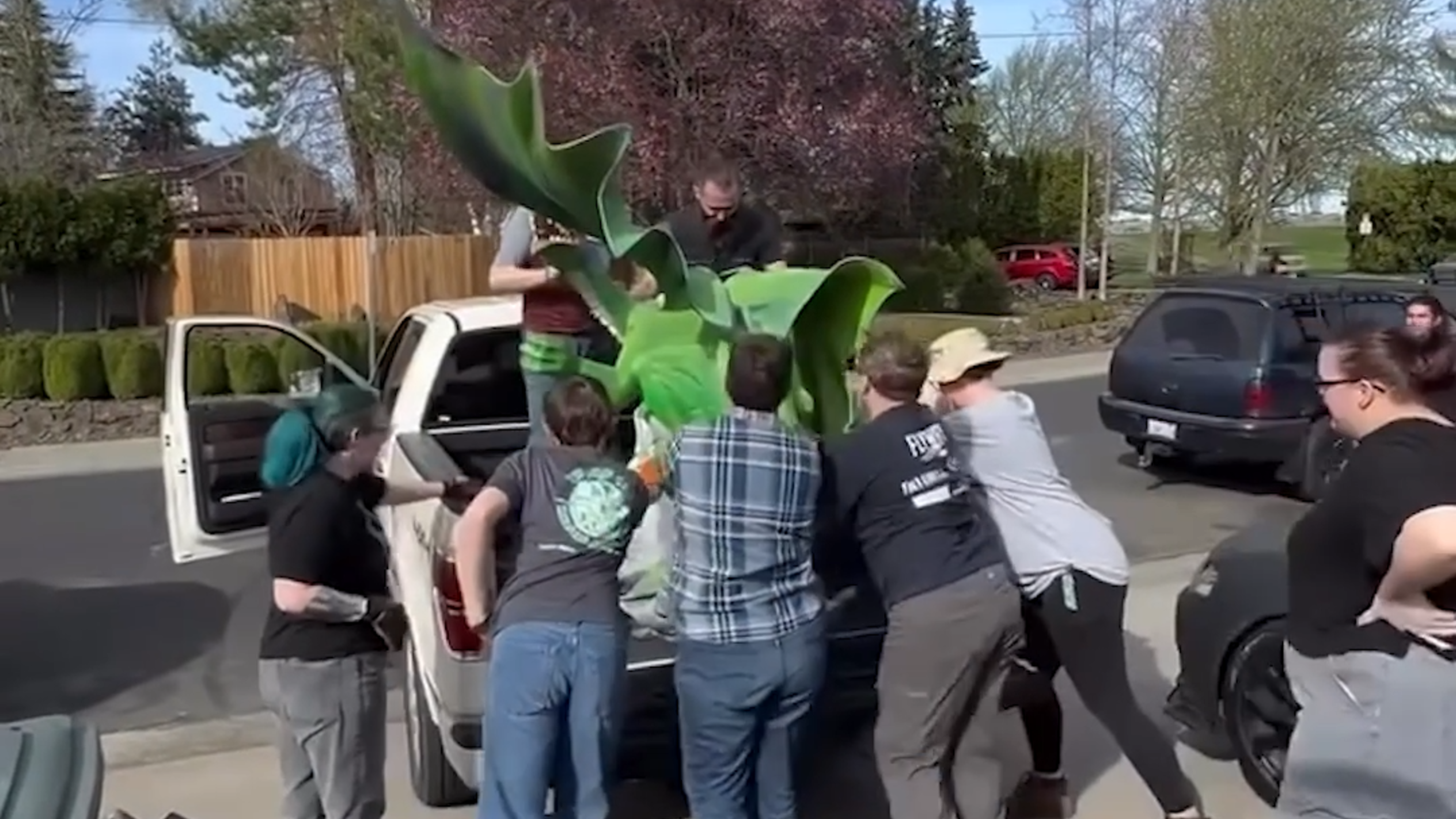 Stolen dragon statue recovered in Richland