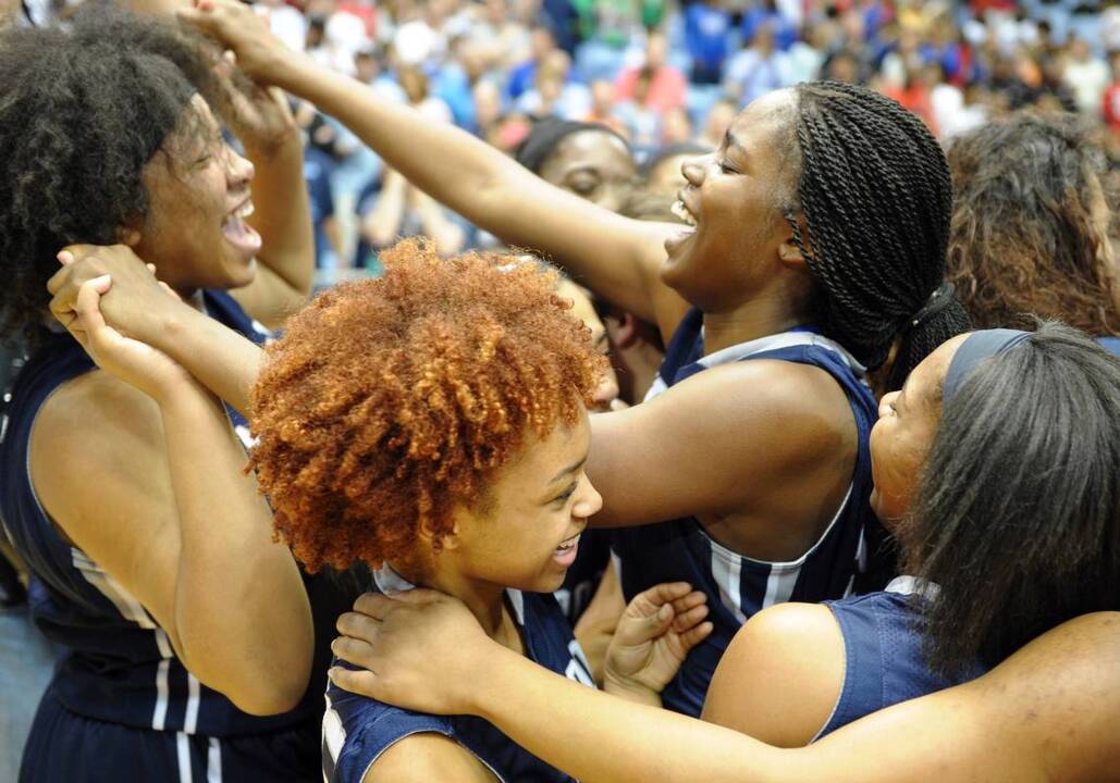 Kai Crutchfield hits game-winner for Millbrook's girls basketball title