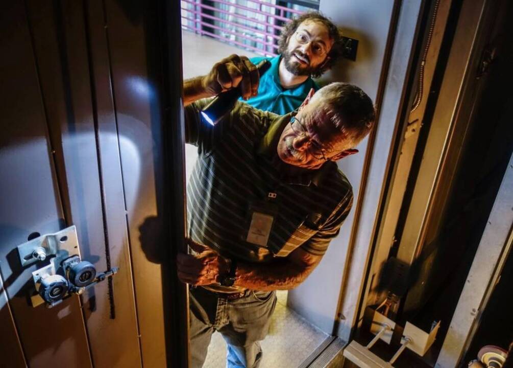 Curious Wichita: Elevator man ain't messing around