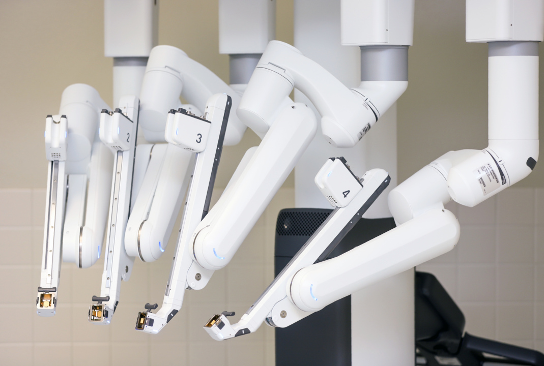 Video: Learn how robot technology helps Columbus surgeon treat patients