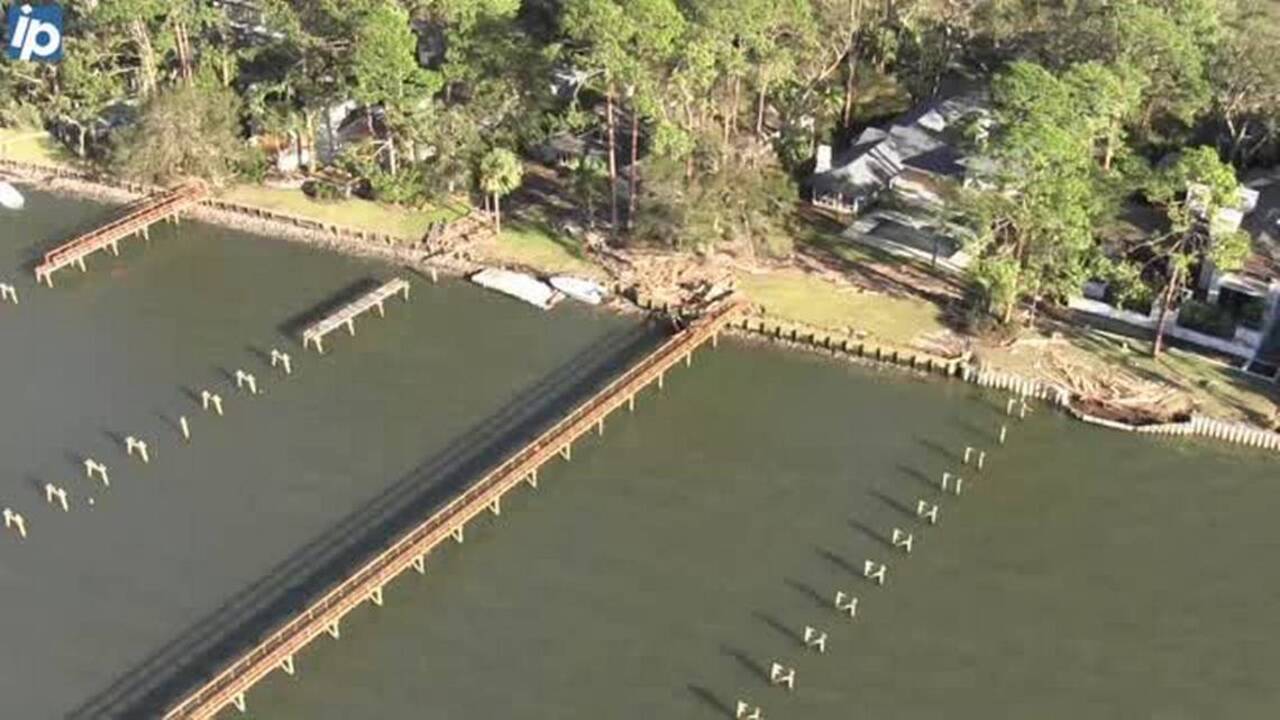 South Carolina docks take beating from Hurricane Matthew.