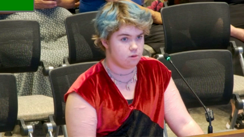 Roosevelt students urge Fresno Unified to keep fashion CTE