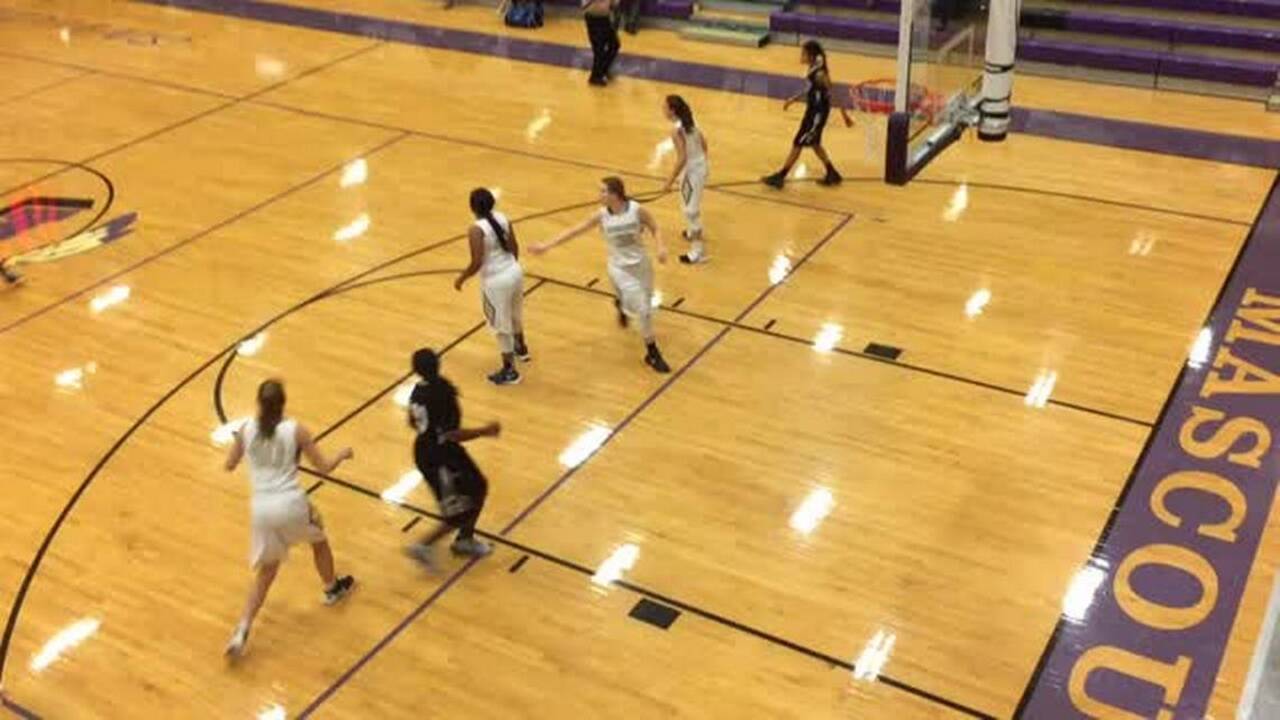 Althoff defeats Carbondale at Mascoutah Holiday Invitational