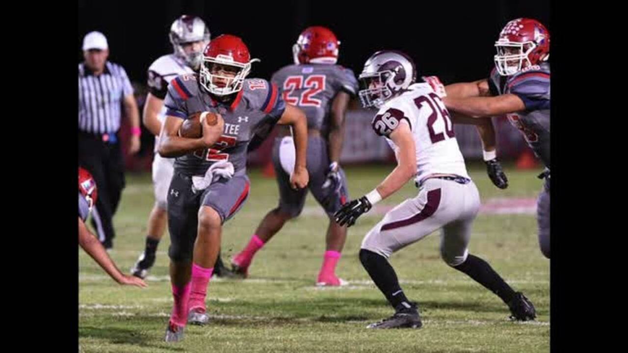 Manatee breaks pattern by not playing out of state