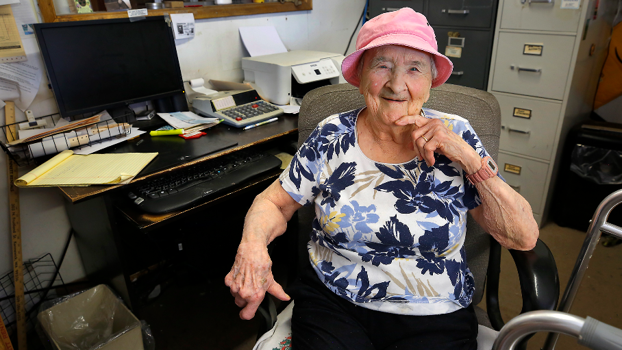 Longtime downtown Kennewick business owner celebrating 99th birthday