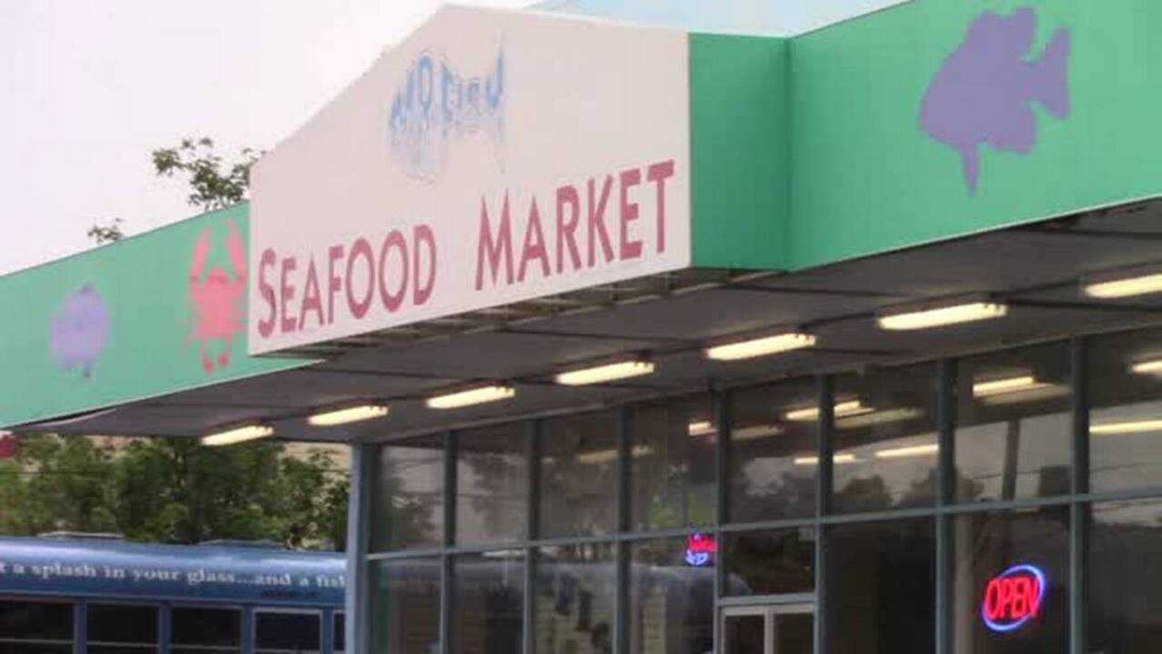 Mr. Fish Restaurant, Myrtle Beach | Where the Locals Eat