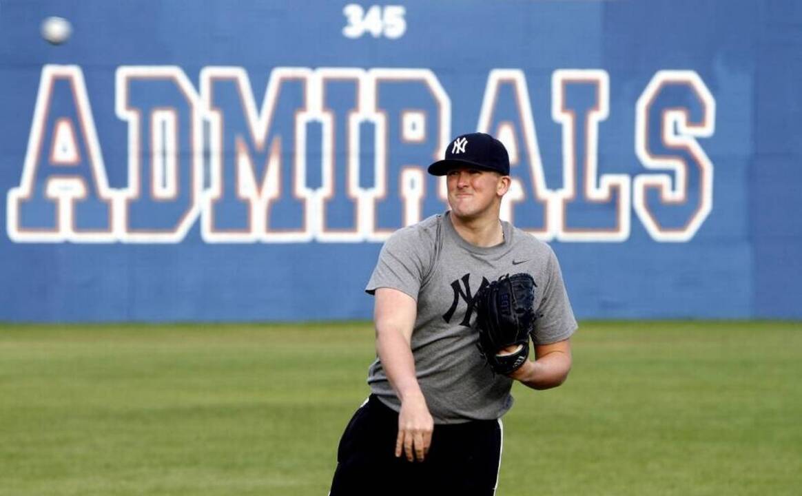 Big Leaguer returns home