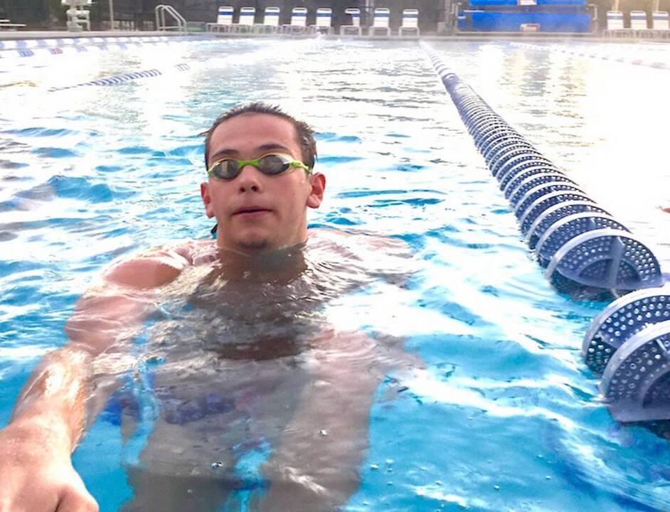 May River state champion swimmer: If mentally weak, 'not going to happen for you' 