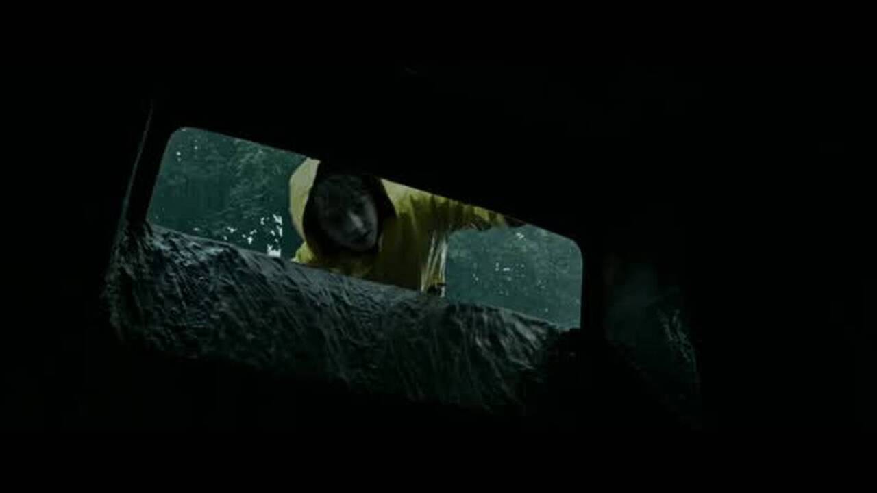 Stephen King’s “IT” trailer