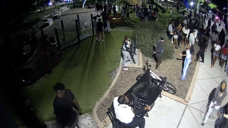 Bradenton police release video of 'teen takeover' at Riverwalk