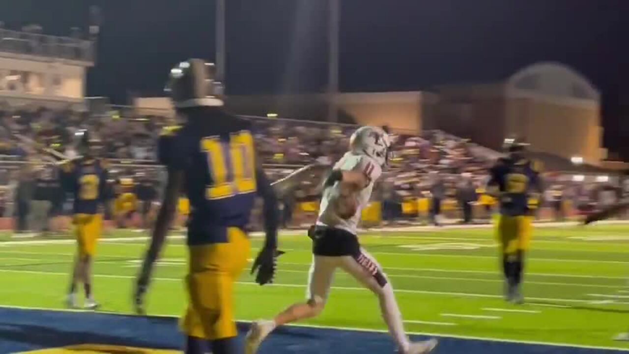 CLASS 8A PLAYOFFS, OCT. 29, 2022: Edwardsville 43, O’Fallon 36